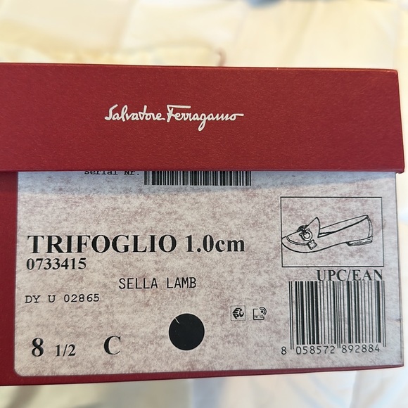 GENTLY WORN SALVATORE FERRAGAMO TRIFOGLIO BROWN LOAFERS 8.5 - Picture 4 of 5